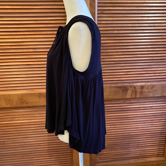 Free People soft and comfy flow black top. - Picture 3 of 6